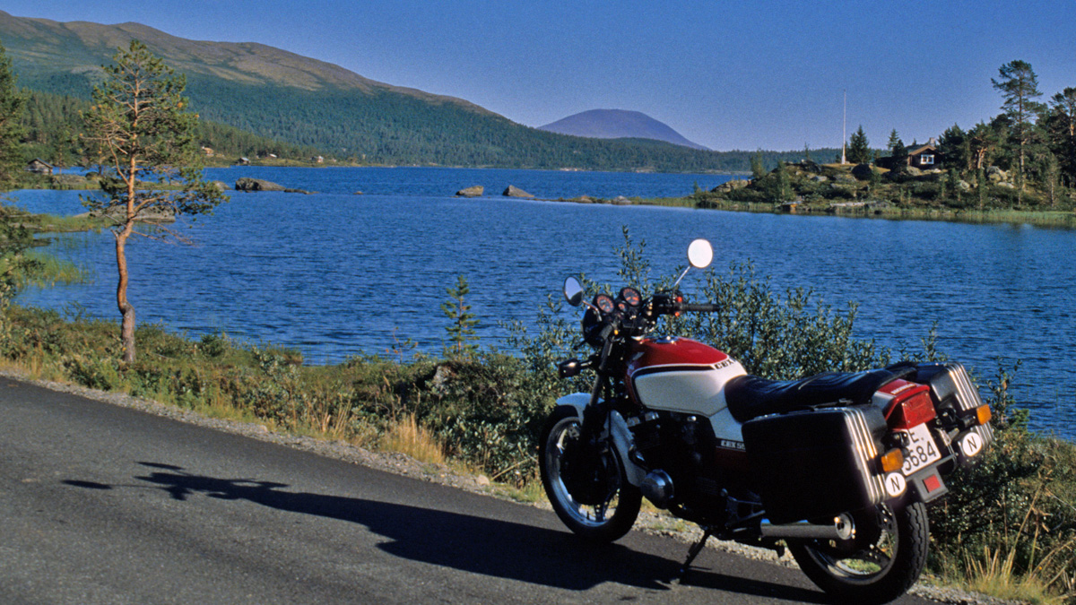 Honda CBX550F 7b