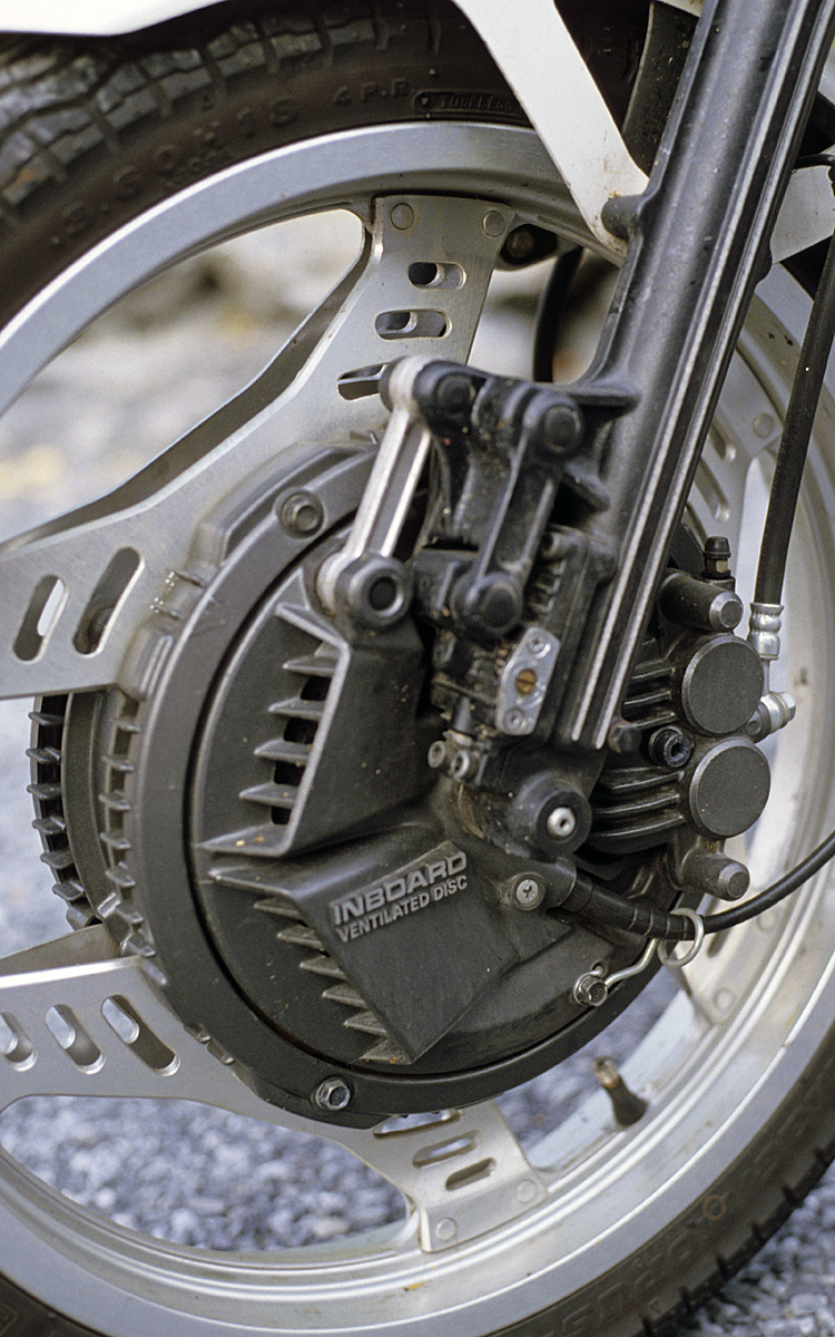 Honda CBX550F det3b