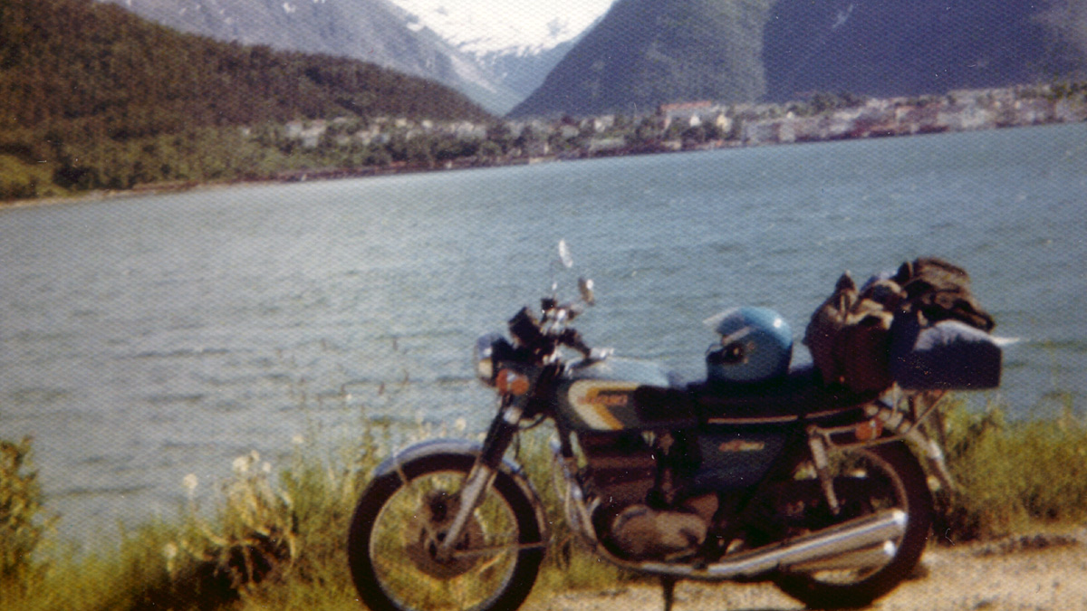 Suzuki GT 380 3b